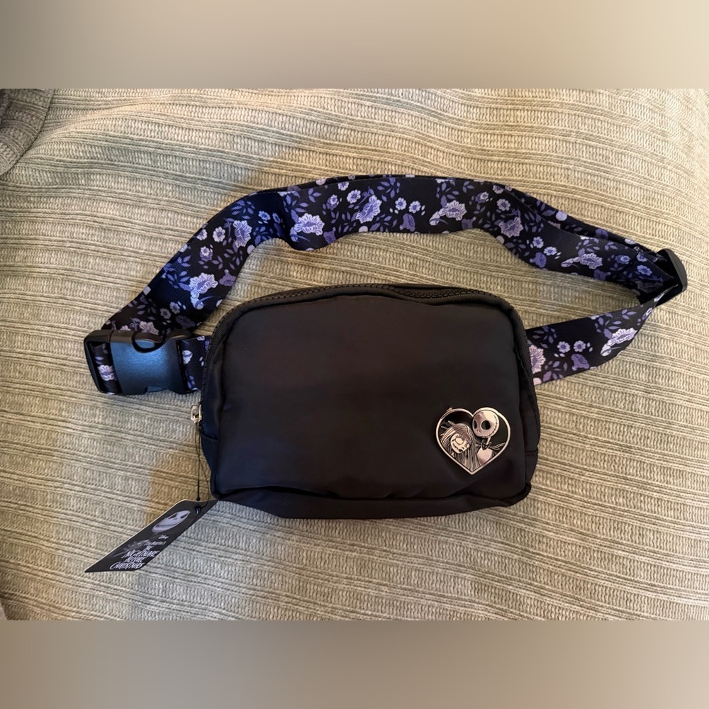 NWT Disney The Nightmare Before Christmas Black Fanny Pack Crossbody Belt Bag